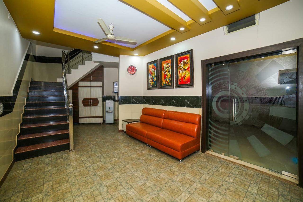Sanskar Guest House Gválijar Kültér fotó
